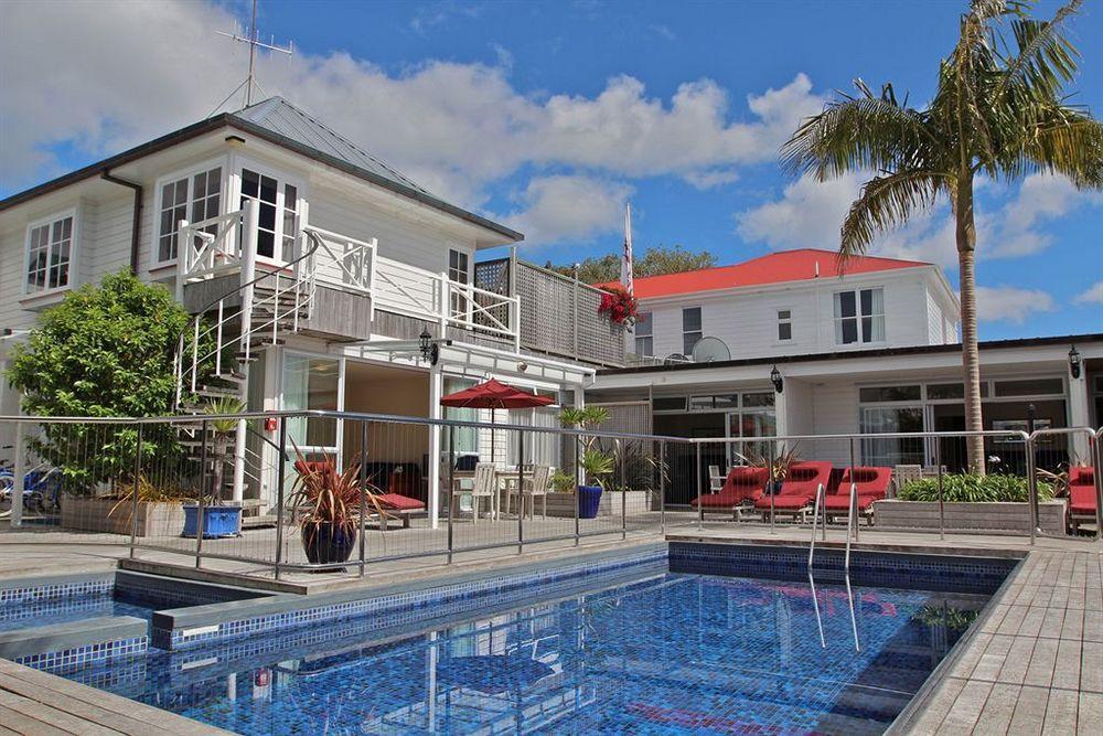 Commodores Lodge Russell Exterior foto